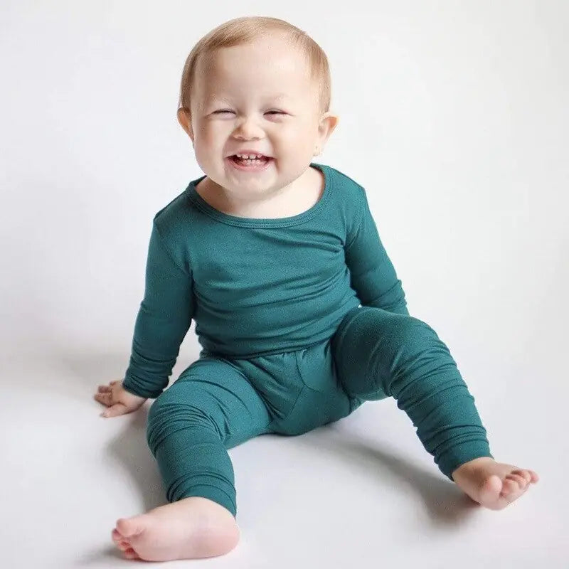 DreamNest Bamboo Pajama Set – Soft Sleepwear for Sweet Dreams 🌙